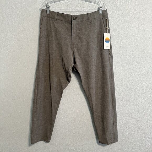Vuori Mens Aim Pant size 34x26 Performance Stretch Chino Golf Lightweight V431